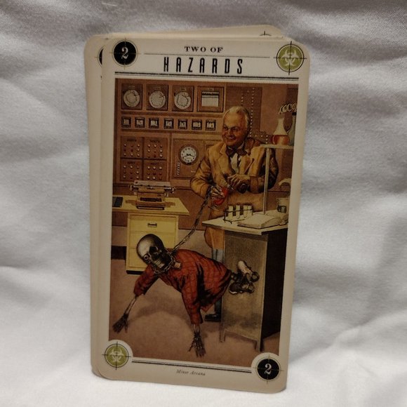 The Zombie Tarot: An Oracle of the Undead - Picture 5 of 13